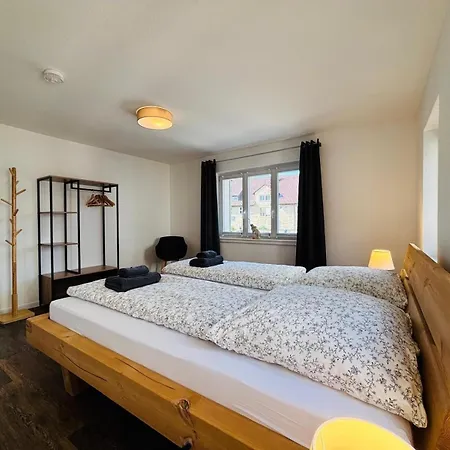 דירה Aposto Am Marktplatz 13 אוברדרדינגן